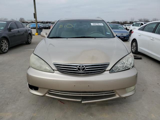 4T1BF32K35U611210 - 2005 TOYOTA CAMRY LE GOLD photo 5