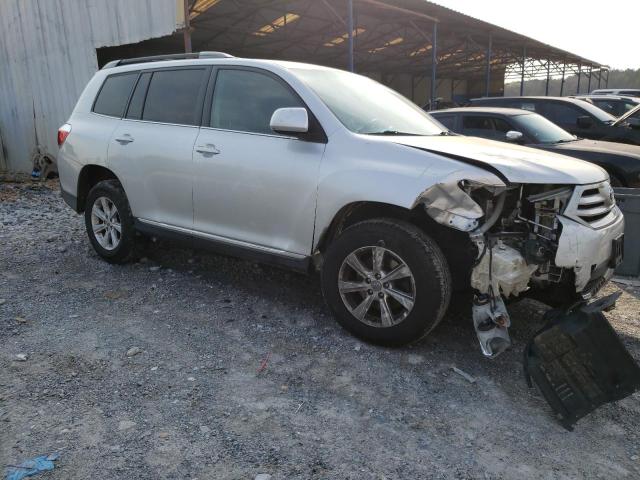 5TDBK3EH6BS074400 - 2011 TOYOTA HIGHLANDER BASE SILVER photo 4