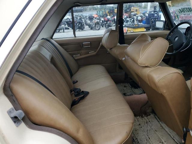 11511710125389 - 1976 MERCEDES-BENZ 240D SEDAN CREAM photo 10