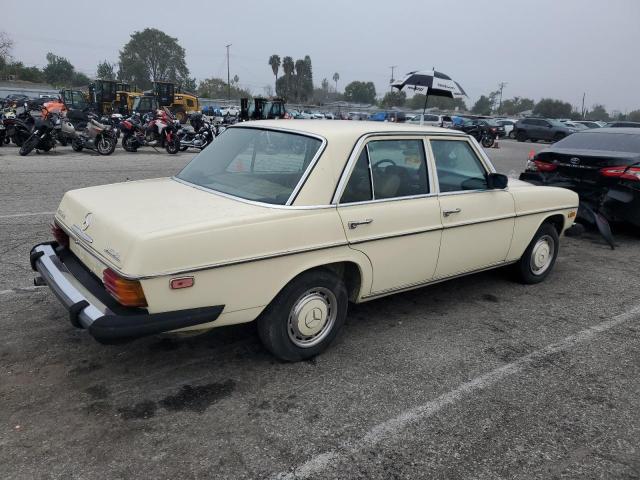 11511710125389 - 1976 MERCEDES-BENZ 240D SEDAN CREAM photo 3