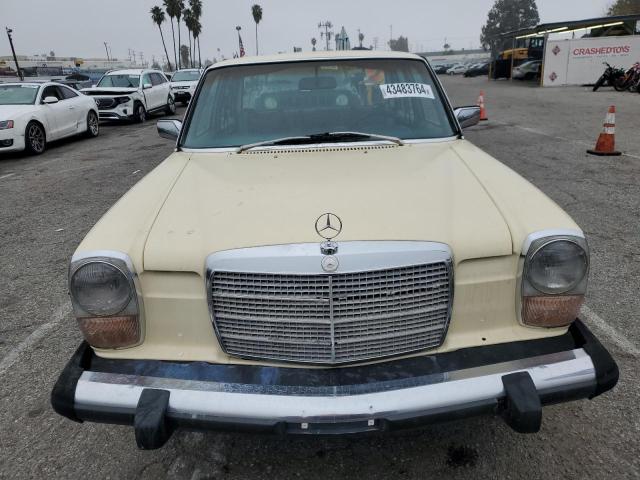 11511710125389 - 1976 MERCEDES-BENZ 240D SEDAN CREAM photo 5