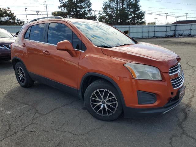 KL7CJLSB1FB218050 - 2015 CHEVROLET TRAX 1LT ORANGE photo 4