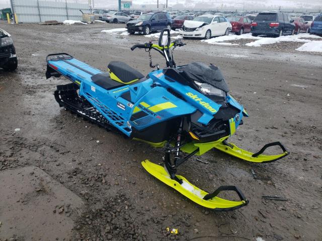 2BPSTEJF0JV000014 - 2018 SKI DOO SUMMIT TURQUOISE photo 1