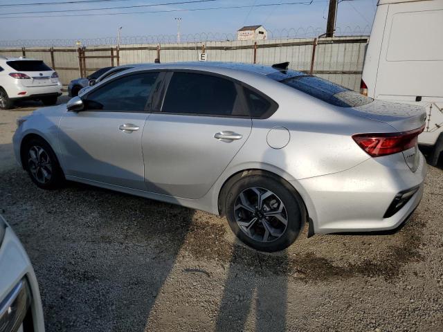 3KPF24AD6KE084123 - 2019 KIA FORTE FE SILVER photo 2