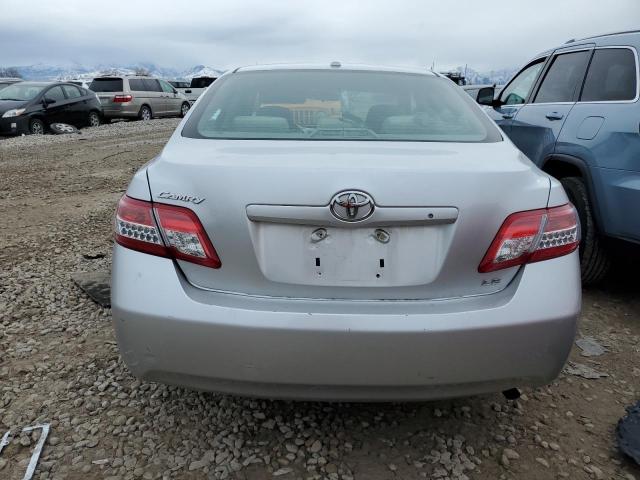 4T1BF3EK9AU051635 - 2010 TOYOTA CAMRY BASE SILVER photo 6