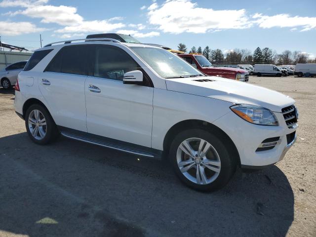 4JGDA5HB4EA376229 - 2014 MERCEDES-BENZ ML 350 4MATIC WHITE photo 4