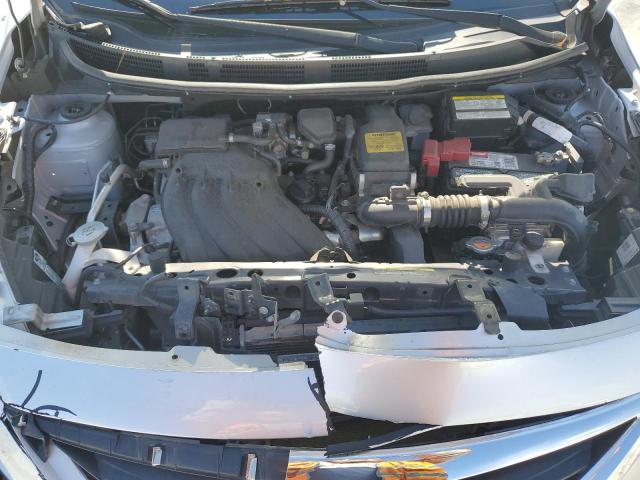 3N1CN7AP3GL839191 - 2016 NISSAN VERSA S SILVER photo 11