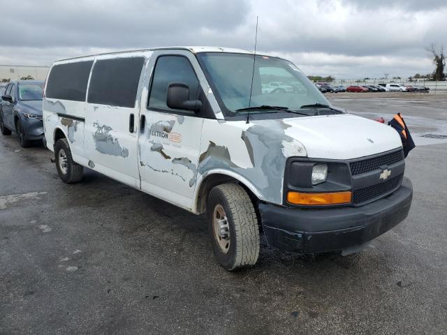 1GC2GUAA5A1143413 - 2010 CHEVROLET EXPRESS G3 WHITE photo 4