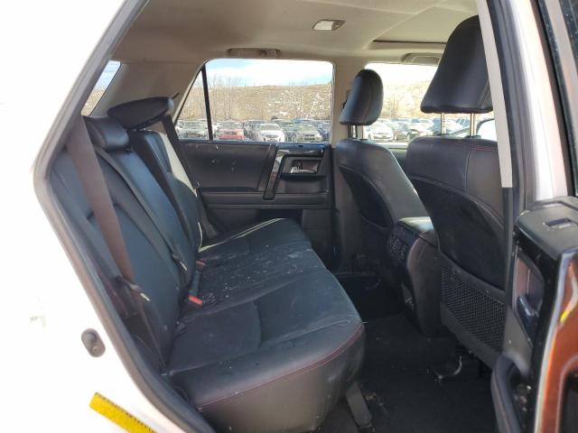 JTEBU5JR2L5779833 - 2020 TOYOTA 4RUNNER SR5/SR5 PREMIUM 白色 照片 11