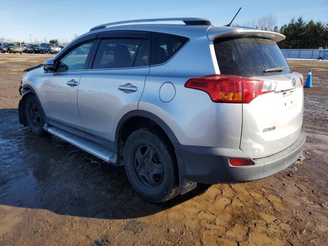 2T3RFREV3FW275137 - 2015 TOYOTA RAV4 XLE SILVER photo 2