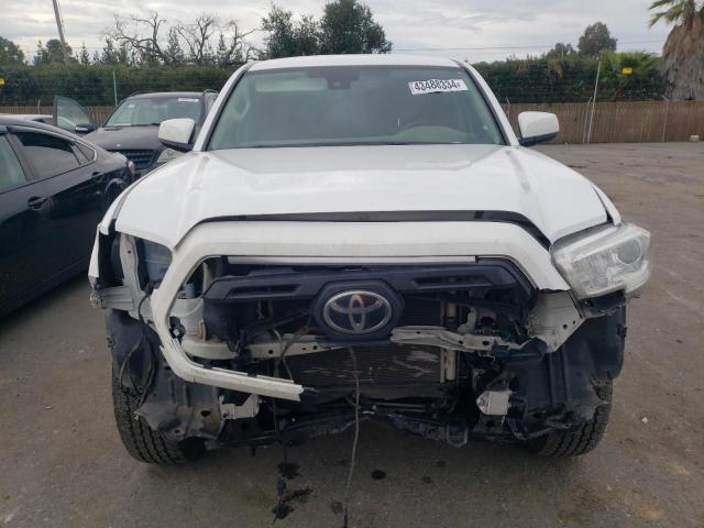 5TFAX5GN6KX147190 - 2019 TOYOTA TACOMA DOUBLE CAB WHITE photo 5