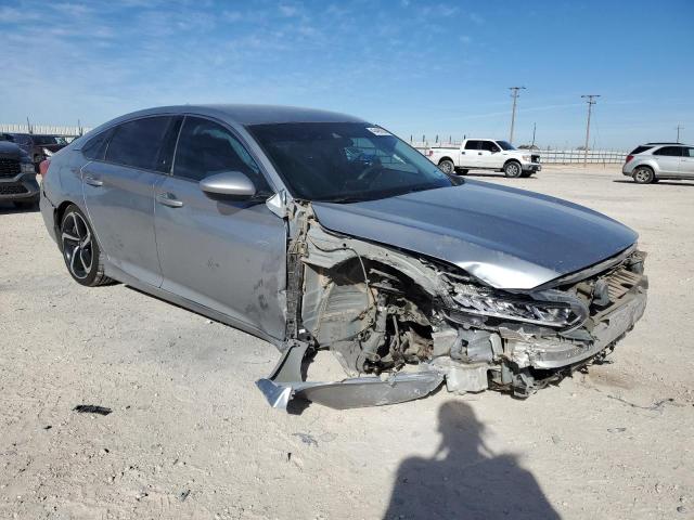 1HGCV1F15JA246737 - 2018 HONDA ACCORD LX SILVER photo 4