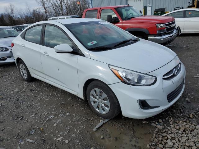 KMHCT4AE4HU372043 - 2017 HYUNDAI ACCENT SE WHITE photo 4