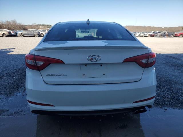 5NPE24AF8FH009373 - 2015 HYUNDAI SONATA SE WHITE photo 6