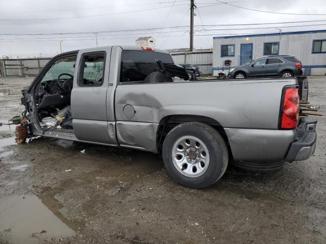 1GCEC19V16Z145196 - 2006 CHEVROLET SILVERADO C1500 GRAY photo 2