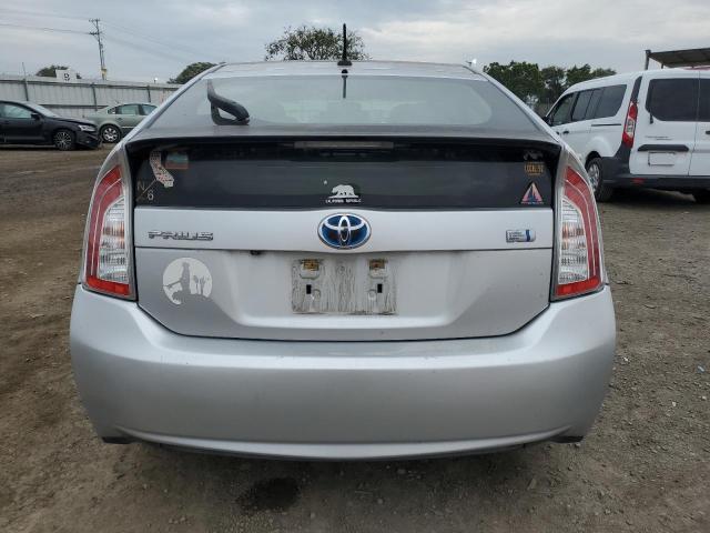 JTDKN3DU6E1775722 - 2014 TOYOTA PRIUS SILVER photo 6