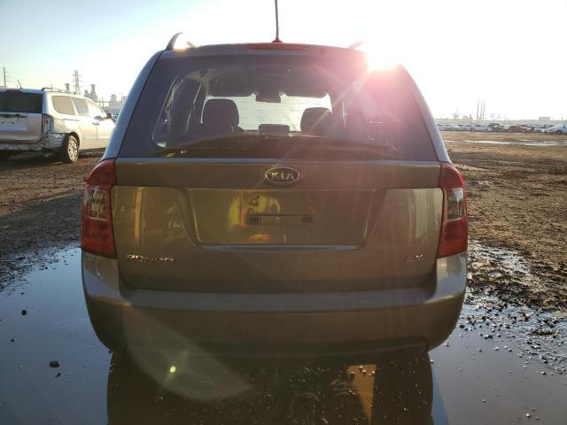 KNAFG529X97284785 - 2009 KIA RONDO BASE GRAY photo 6