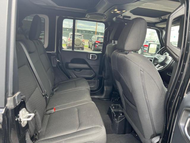 1C4HJXEN0KW600174 - 2019 JEEP WRANGLER U SAHARA BLACK photo 10