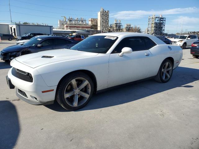 2C3CDZAG1FH709272 - 2015 DODGE CHALLENGER SXT WHITE photo 1