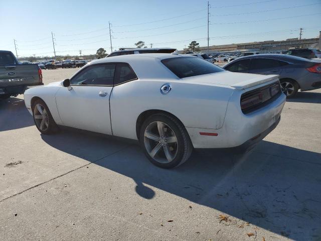 2C3CDZAG1FH709272 - 2015 DODGE CHALLENGER SXT WHITE photo 2