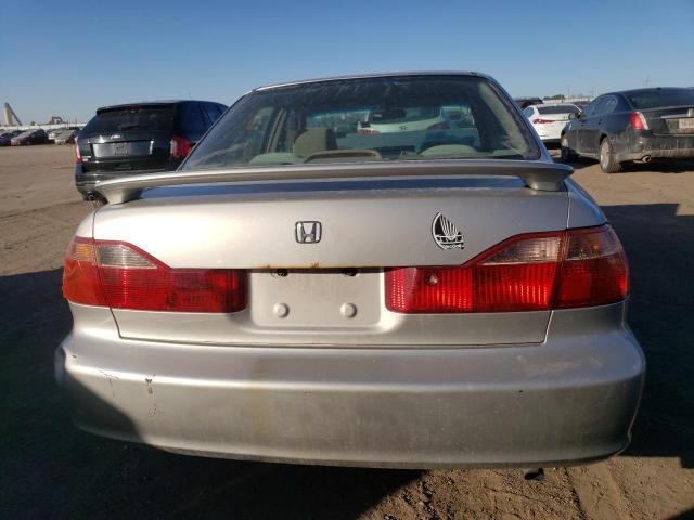 1HGCG5640WA248477 - 1998 HONDA ACCORD LX SILVER photo 6