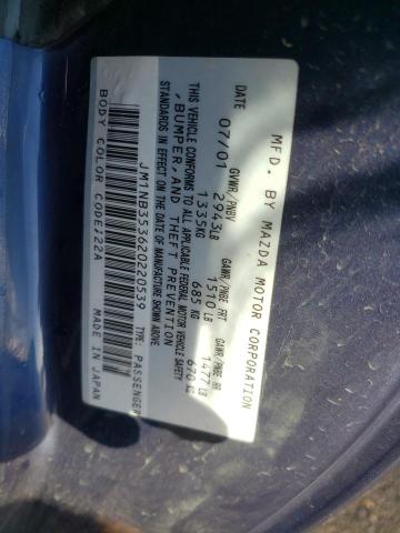 JM1NB353620220539 - 2002 MAZDA MX-5 MIATA BASE BLUE photo 12