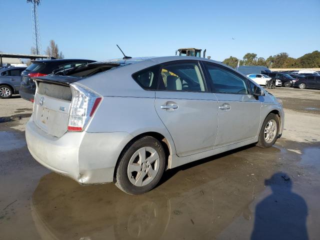 JTDKN3DU9A0167449 - 2010 TOYOTA PRIUS SILVER photo 3