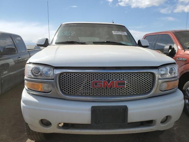 1GKFK66U26J114722 - 2006 GMC YUKON XL DENALI WHITE photo 5