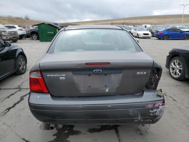 1FAFP34N45W312099 - 2005 FORD FOCUS ZX4 GRAY photo 6