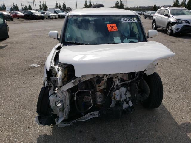 JTLZE4FE8EJ058463 - 2014 TOYOTA SCION XB 白色 照片 5