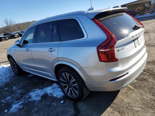 YV4A221K9N1841503 - 2022 VOLVO XC90 T6 MOMENTUM SILVER photo 2