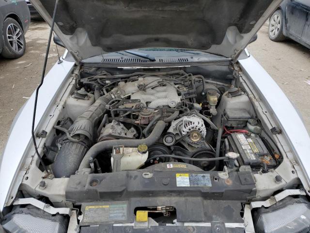 1FAFP40664F230670 - 2004 FORD MUSTANG SILVER photo 11