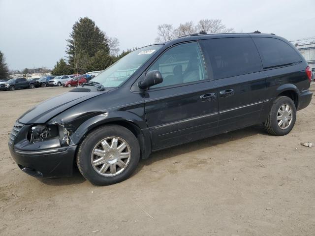 2005 CHRYSLER TOWN & COU LIMITED, 