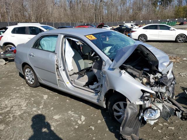 2T1BU4EE5DC052518 - 2013 TOYOTA COROLLA BASE 银色 照片 4