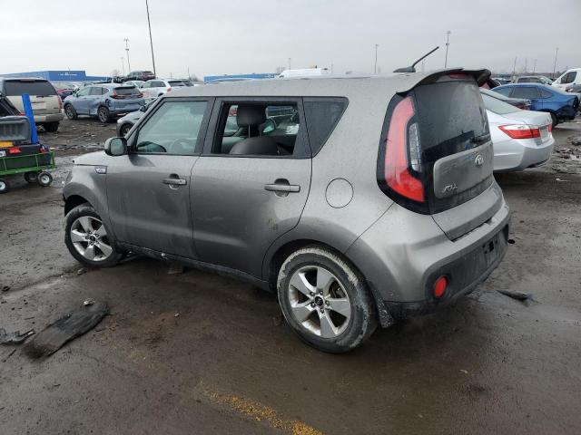 KNDJN2A28H7428595 - 2017 KIA SOUL GRAY photo 2