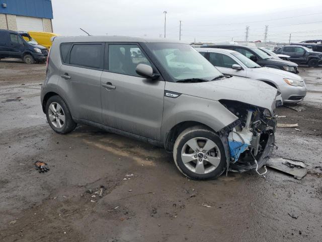 KNDJN2A28H7428595 - 2017 KIA SOUL GRAY photo 4