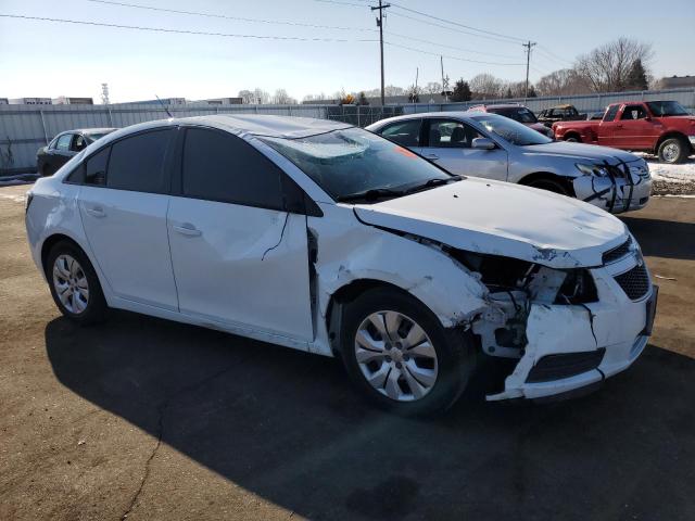 1G1PB5SH6D7167963 - 2013 CHEVROLET CRUZE LS WHITE photo 4