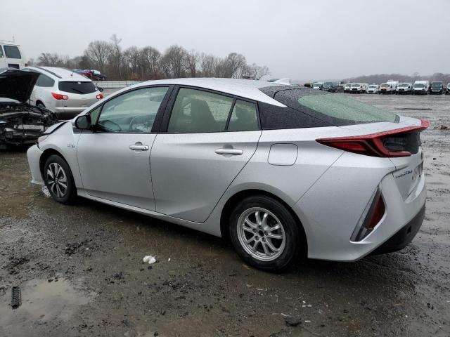 JTDKARFP7H3044294 - 2017 TOYOTA PRIUS PRIM ვერცხლისფერი ფოტო 2