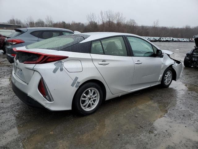 JTDKARFP7H3044294 - 2017 TOYOTA PRIUS PRIM ვერცხლისფერი ფოტო 3