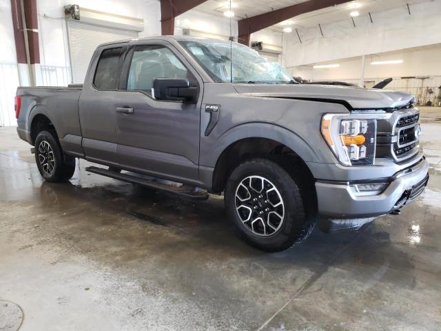 1FTFX1E51NKD59790 - 2022 FORD F150 SUPER CAB GRAY photo 4