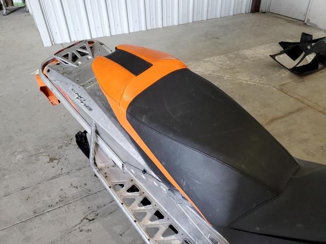 4UF12SNW4CT126400 - 2012 ARCTIC CAT ARTIC CAT Оранжевый фото 6