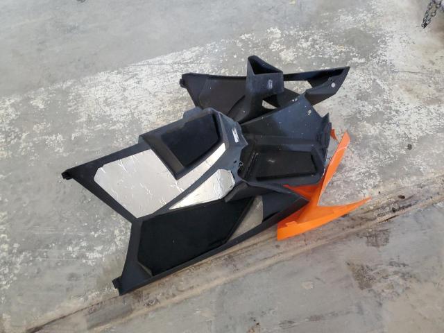 4UF12SNW4CT126400 - 2012 ARCTIC CAT ARTIC CAT Оранжевый фото 9