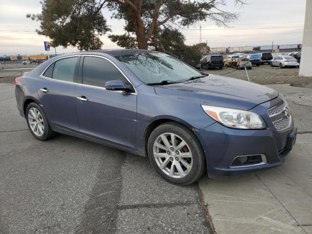 1G11H5SA1DF283343 - 2013 CHEVROLET MALIBU LTZ BLUE photo 4