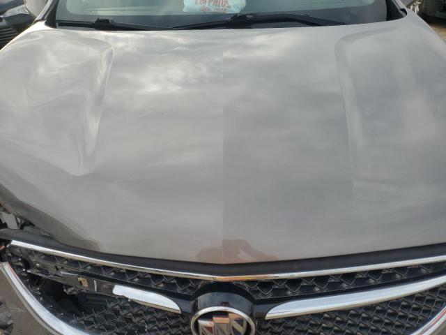 5GAEVCKW0JJ185593 - 2018 BUICK ENCLAVE AVENIR 棕色 照片 11