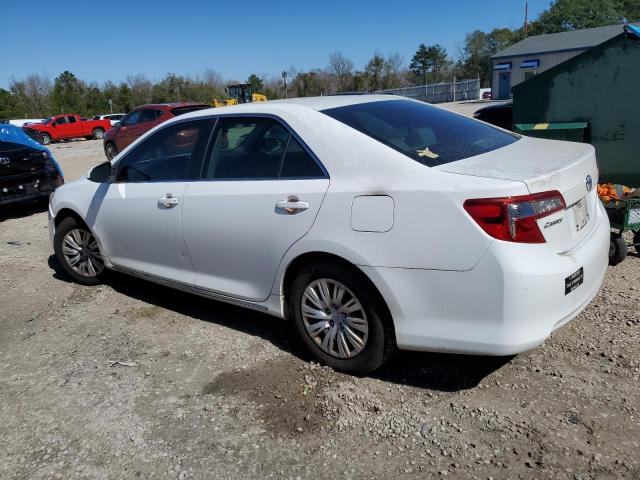 4T1BF1FK8CU632372 - 2012 TOYOTA CAMRY BASE WHITE photo 2