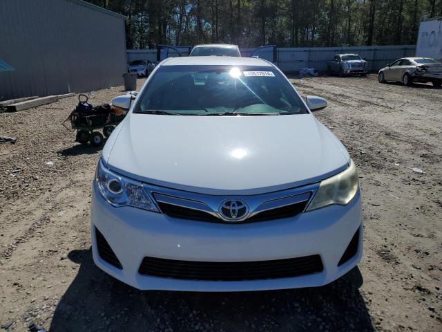 4T1BF1FK8CU632372 - 2012 TOYOTA CAMRY BASE WHITE photo 5