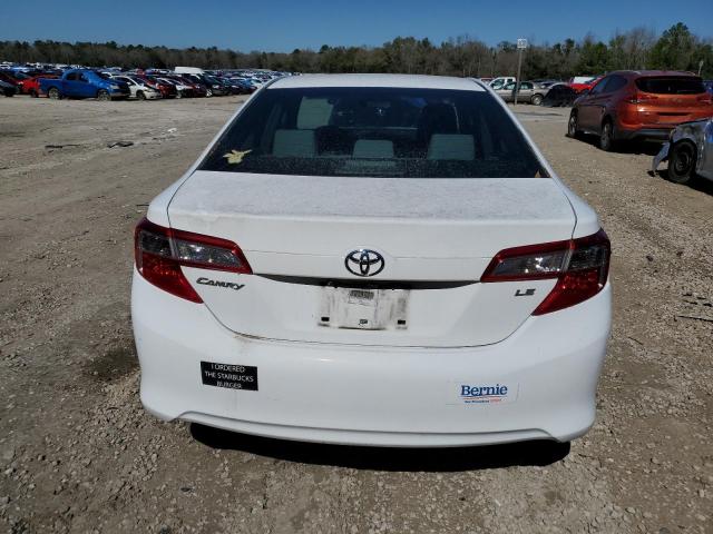 4T1BF1FK8CU632372 - 2012 TOYOTA CAMRY BASE WHITE photo 6