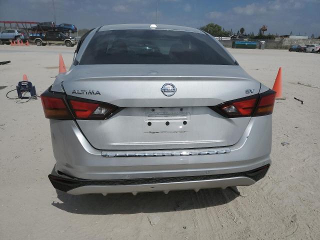 1N4BL4DV2MN343615 - 2021 NISSAN ALTIMA SV SILVER photo 6