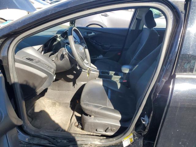 1FADP3K24GL254399 - 2016 FORD FOCUS SE BLACK photo 7