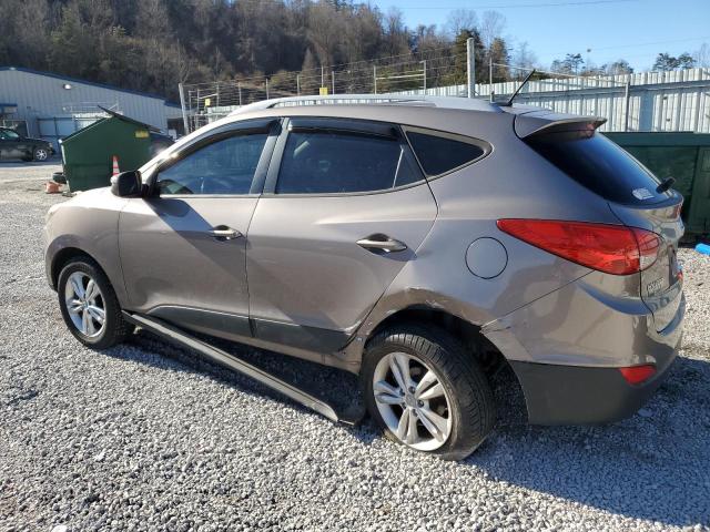 KM8JU3AC9DU567661 - 2013 HYUNDAI TUCSON GLS GOLD photo 2